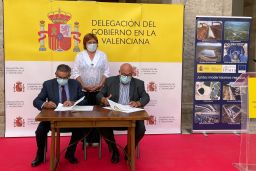 El presidente de SEIASA ha firmado hoy el convenio con la Comunidad de Regantes  