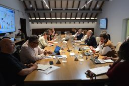 Hoy, en la mesa sectorial del vacuno de leche