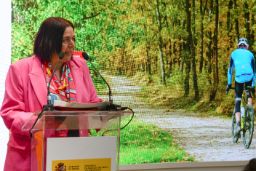 Inauguración de la mesa ‘Caminos rurales y accesibilidad’ en FITUR