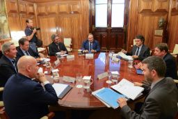 EN UNA REUNIÓN MANTENIDA HOY EN LA SEDE DEL MINISTERIO