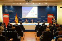 HOY, EN LA INAUGURACIÓN DE LA JORNADA “DESCUBRIENDO LA REALIDAD DE LAS ENTIDADES ASOCIATIVAS PRIORITARIAS AGROALIMENTARIAS (EAP) EN ESPAÑA”