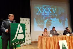 HOY, EN LA CELEBRACIÓN DEL DÍA DEL VITICULTOR, EN TOMELLOSO (CIUDAD REAL)