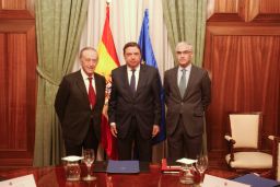 HOY, EN LA SEDE DEL MINISTERIO 