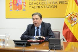 En sendas reuniones celebradas hoy, por videoconferencia 