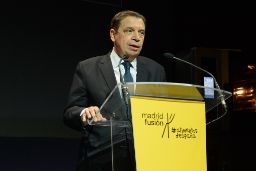 DURANTE SU VISITA A LA FERIA “MADRID FUSIÓN-ALIMENTOS DE ESPAÑA 