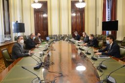 EN UNA REUNIÓN MANTENIDA HOY EN LA SEDE DEL MINISTERIO