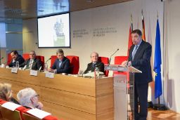 En la presentación del libro “Aceite de oliva y salud. Beneficios de los aceites de oliva vírgenes”