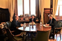 Hoy, en la sede del ministerio