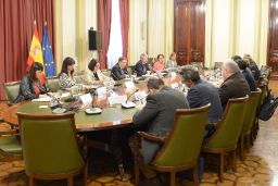 El ministro se ha reunido hoy con los responsables de FENACORE