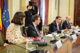 Hoy, en la sede del ministerio 