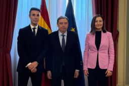 Hoy, en la sede del ministerio