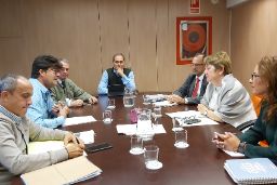 Hoy, en una reunión celebrada en la sede de la Secretaría General de Pesca 