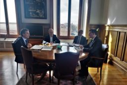 Hoy, en la sede del ministerio 