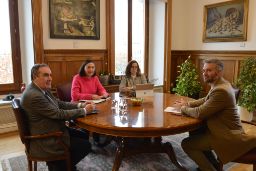 Hoy, en la sede del ministerio