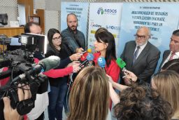 HOY, EN LA INAUGURACIÓN DE LA 24ª JORNADA INFORMATIVA ORGANIZADA POR RIEGOS DEL ALTO ARAGÓN, EN HUESCA