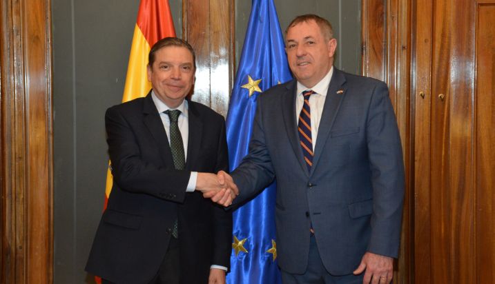 Hoy, en la sede del ministerio