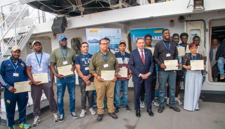 Hoy, en la clausura de un curso sobre artes de pesca para jóvenes 