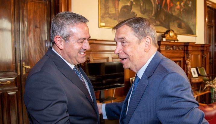 Hoy, en la sede del ministerio