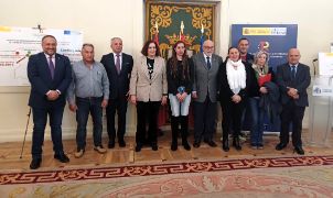 Con la firma de tres convenios