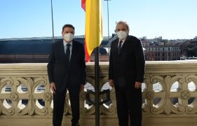 Hoy, en la sede del ministerio 