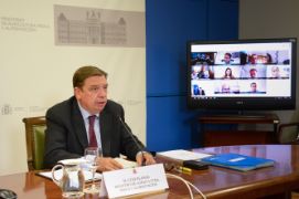 HOY, EN UNA REUNIÓN POR VIDEOCONFERENCIA   