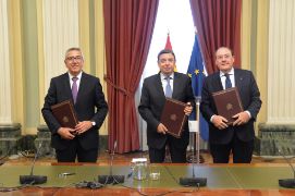 A través de un convenio con el ICO y SAECA