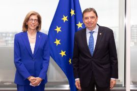 Reunión entre el ministro Luis Planas y la comisaria de Salud y Seguridad Alimentaria    
