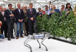 Hoy, en la celebración del 25 aniversario de Syngenta en El Ejido (Almería)
