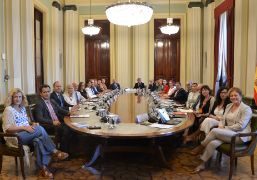 Hoy, en la sede del ministerio 