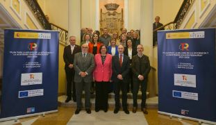 Mediante dos convenios con comunidades de regantes firmados hoy