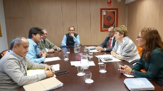 Hoy, en una reunión celebrada en la sede de la Secretaría General de Pesca 