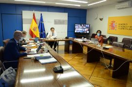 Hoy, en una reunión por videoconferencia   