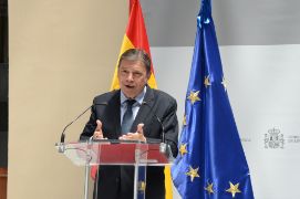 En el acto de bienvenida de los nuevos ingenieros agrónomos del Estado