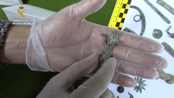La Guardia Civil interviene 128 piezas arqueológicas que iban a ser vendidas