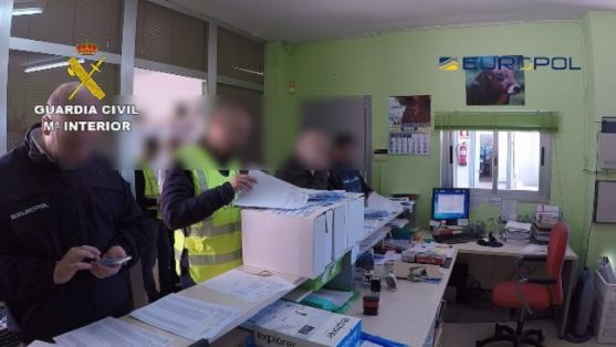 La Guardia Civil en coordinación con EUROPOL desmantela una red que comerciaba con carne de caballo no apta para el consumo