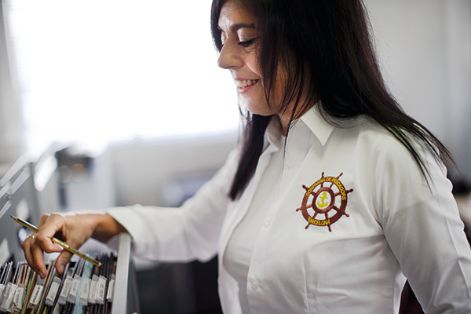 Profesional administrativa de la Cofradía de Pescadores de Barcelona