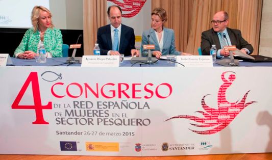 De izq a drcha. Blanca Martínez Gómez, Consejera de Ganadería, Pesca y Desarrollo Rural  de Cantabria; Ignacio Diego Palacios, Presidente de...