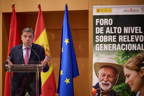 En el Foro de alto nivel sobre el relevo generacional en el sector agrario, que se ha celebrado hoy en Pamplona