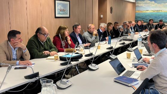 Comunicado conjunto del ministerio y el sector pesquero