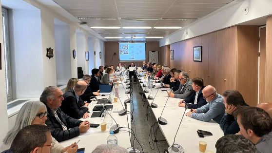 Comunicado conjunto del ministerio y el sector pesquero