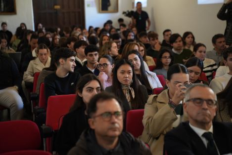 Hoy, en la Universidad de Córdoba