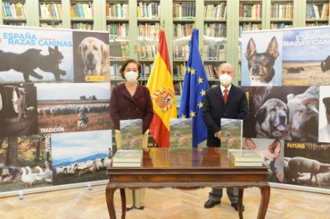 El MAPA y la Real Sociedad Canina de España coeditan el libro “España a través de sus razas caninas” 