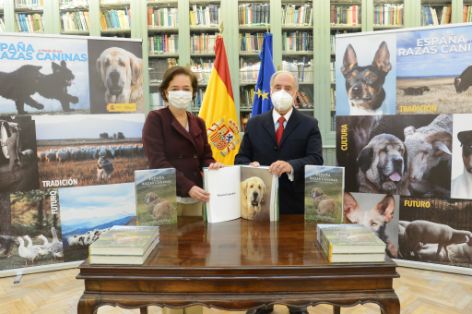 El MAPA y la Real Sociedad Canina de España coeditan el libro “España a través de sus razas caninas” 