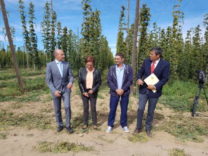 EN UN ACTO DE CERVECEROS DE ESPAÑA, EN VILLANUEVA DEL CARRIZO (LEÓN)