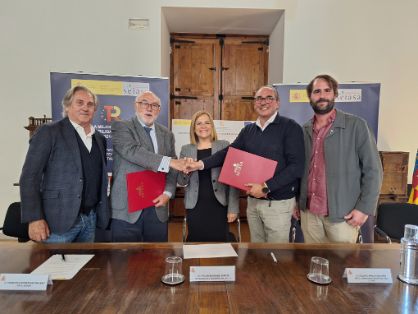 Mediante la firma de una adenda al convenio con los regantes  