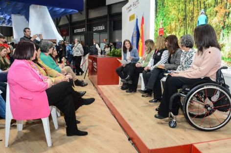Inauguración de la mesa ‘Caminos rurales y accesibilidad’ en FITUR