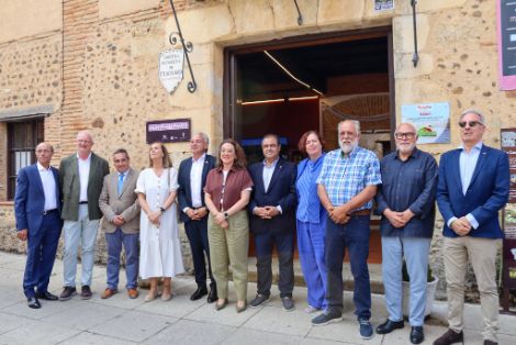 Hoy se han firmado dos nuevos convenios con los regantes