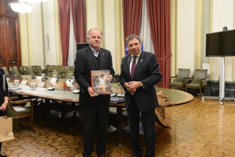 Esta tarde, en la sede del Ministerio 