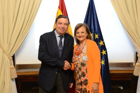 Hoy, en la sede del Ministerio 

