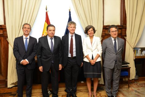 HOY, EN LA SEDE DEL MINISTERIO